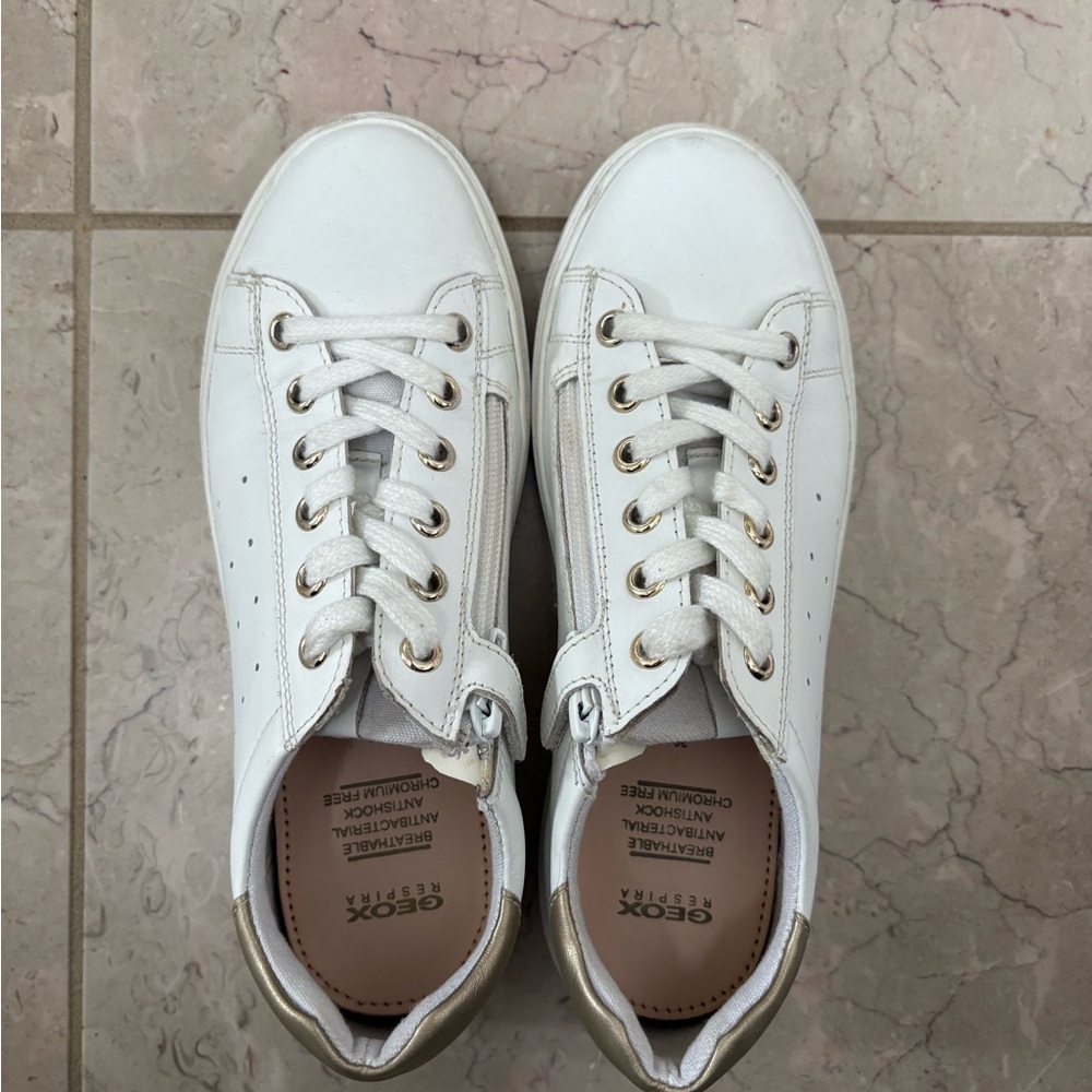 Geox girls White and Gold Sneakers